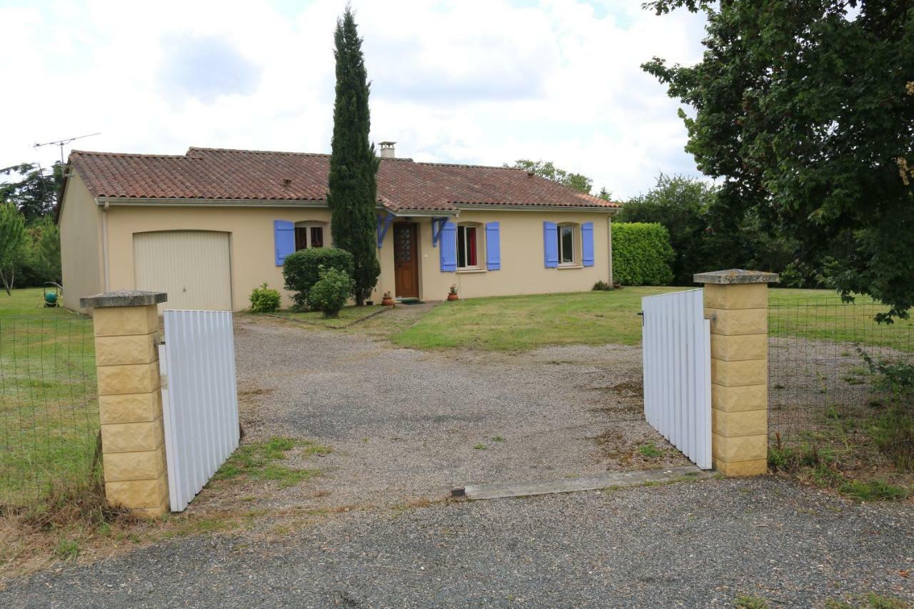 Le Camp De Ferie Villa Monpazier Exterior photo